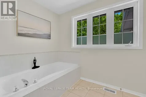 111 Fairlop Way Ottawa ON K2J 5B6