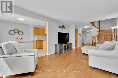 111 Fairlop Way Ottawa ON K2J 5B6