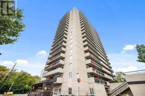 158C Mcarthur Avenue Ottawa ON K1L 8E7