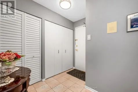 158C Mcarthur Avenue Ottawa ON K1L 8E7