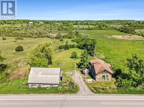 5894 Roger Stevens Drive Montague ON K7A 4S6