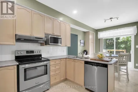 4 Maple Stand Way Ottawa ON K2G 6P3