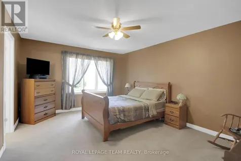 4 Maple Stand Way Ottawa ON K2G 6P3