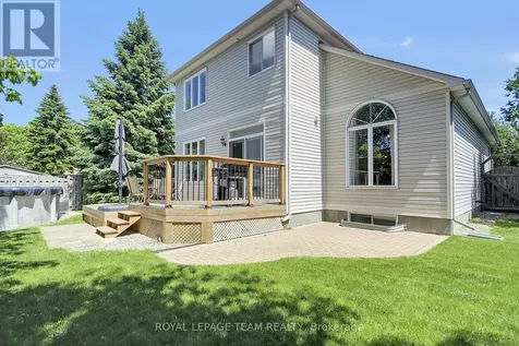 4 Maple Stand Way Ottawa ON K2G 6P3