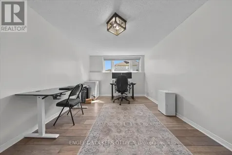 241 Monterey Drive Ottawa ON K2H 7B1