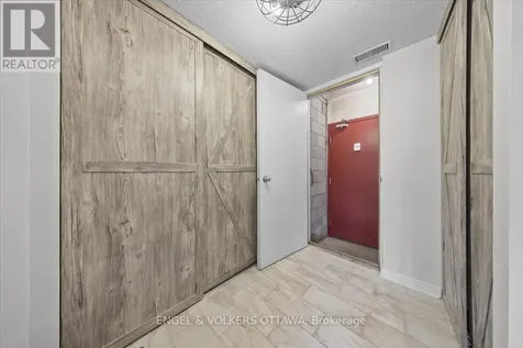 241 Monterey Drive Ottawa ON K2H 7B1