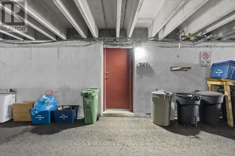 241 Monterey Drive Ottawa ON K2H 7B1