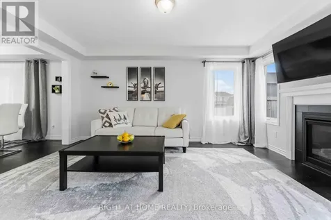 508 Roundleaf Way Ottawa ON K2V 0K1