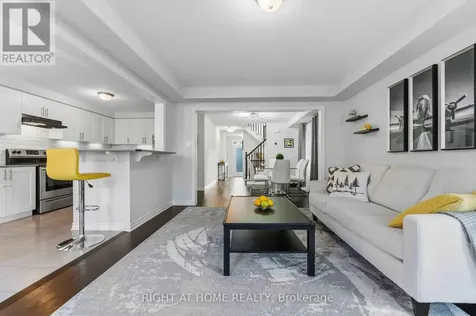 508 Roundleaf Way Ottawa ON K2V 0K1