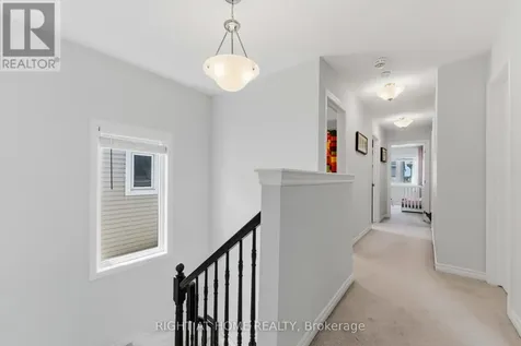 508 Roundleaf Way Ottawa ON K2V 0K1