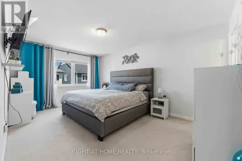 508 Roundleaf Way Ottawa ON K2V 0K1