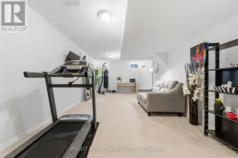 508 Roundleaf Way Ottawa ON K2V 0K1