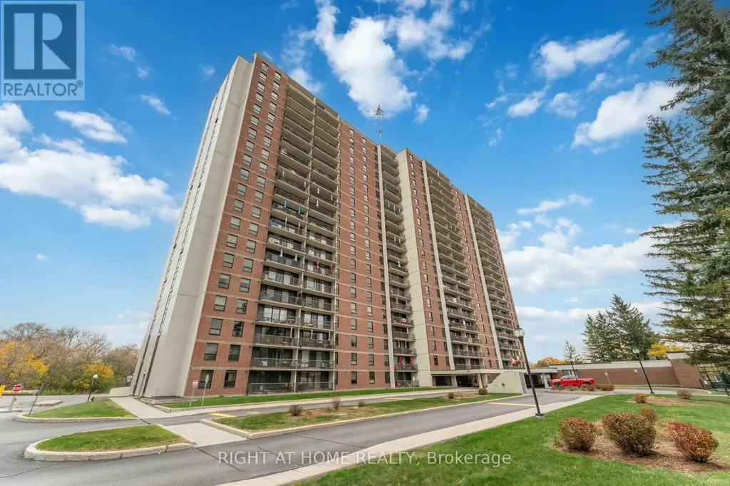 665 Bathgate Drive Ottawa ON K1K 3Y4