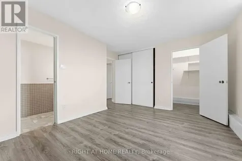 665 Bathgate Drive Ottawa ON K1K 3Y4