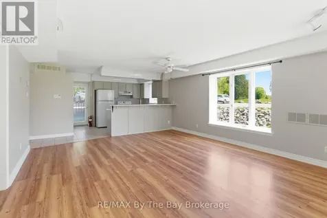 10 Mulligan Lane Wasaga Beach ON L9Z 1C4