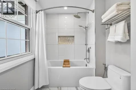 479 Morrison Road Oakville ON L6J 4K6
