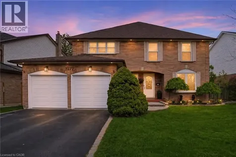 3277 Folkway Drive Burlington ON L7M 3J2