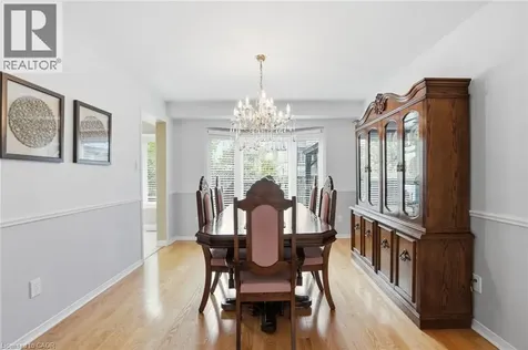 3277 Folkway Drive Burlington ON L7M 3J2