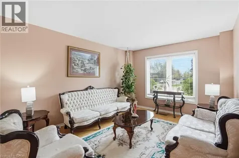 3277 Folkway Drive Burlington ON L7M 3J2