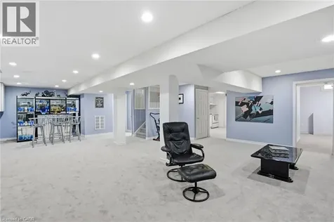 3277 Folkway Drive Burlington ON L7M 3J2