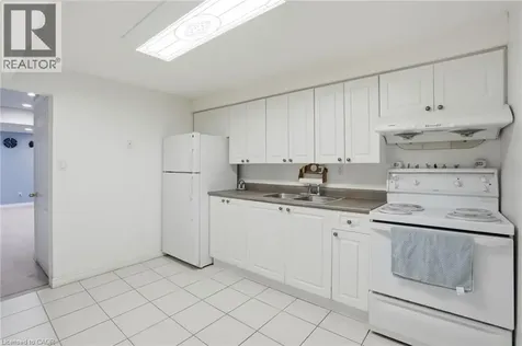 3277 Folkway Drive Burlington ON L7M 3J2