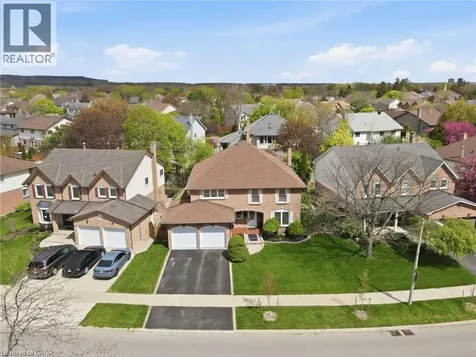 3277 Folkway Drive Burlington ON L7M 3J2
