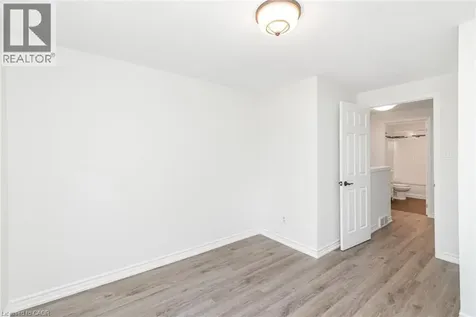 151 Gateshead Crescent Stoney Creek ON L8G 3W1