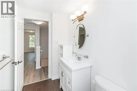 151 Gateshead Crescent Stoney Creek ON L8G 3W1