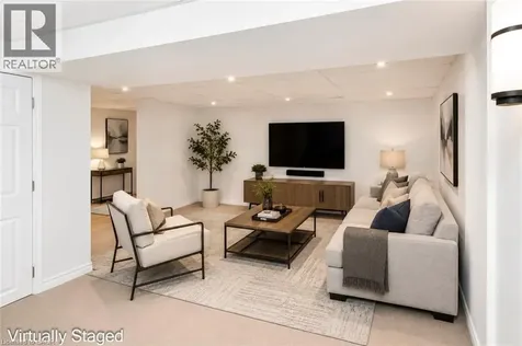 151 Gateshead Crescent Stoney Creek ON L8G 3W1