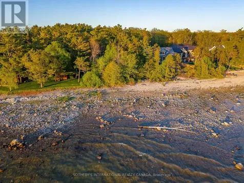 1716 Tiny Beaches Road South Tiny ON L9M 0H2
