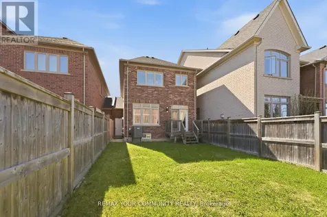 29 Spring Hill Drive King (king City) ON L7B 0B4