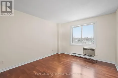 225 Alvin Road Ottawa ON K1K 4H6