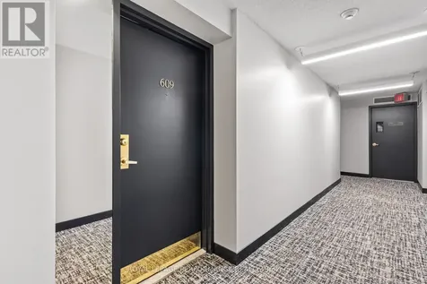 225 Alvin Road Ottawa ON K1K 4H6