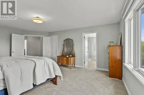 4195 Wolfe Point Way Ottawa ON K1V 1P5