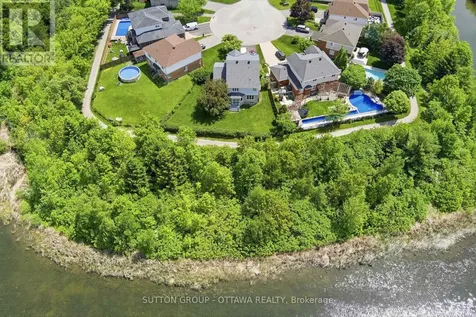 4195 Wolfe Point Way Ottawa ON K1V 1P5