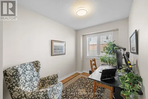 174 Fordham Private Ottawa ON K2C 4G6