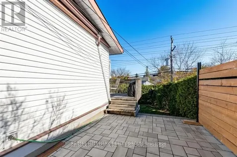 20 Mulvagh Avenue Ottawa ON K2E 6M6