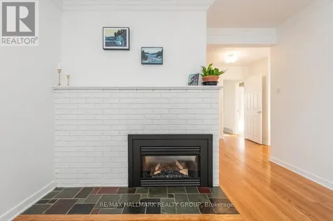 20 Mulvagh Avenue Ottawa ON K2E 6M6