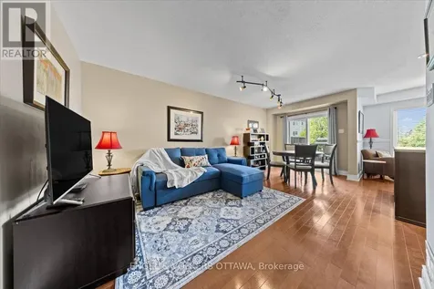319 Hillsboro Private Ottawa ON K2M 3B2