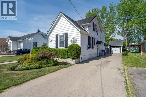 320 Camp Street Wallaceburg ON N8A 4B3