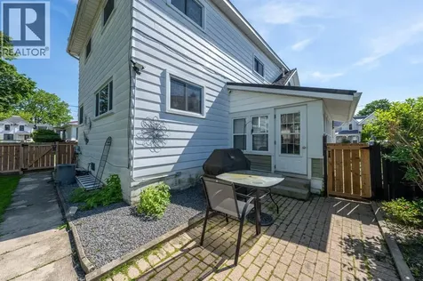 320 Camp Street Wallaceburg ON N8A 4B3