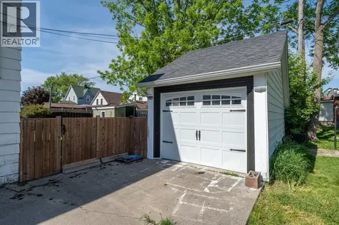 320 Camp Street Wallaceburg ON N8A 4B3