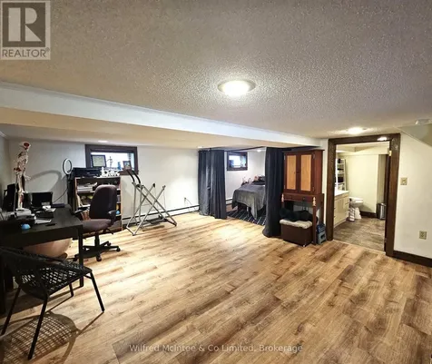 958 6th Avenue West Owen Sound ON N5K 5G4