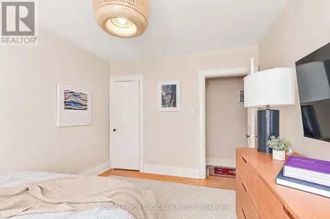 136 Oak Street Collingwood ON L9Y 2X8