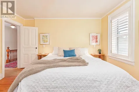 136 Oak Street Collingwood ON L9Y 2X8