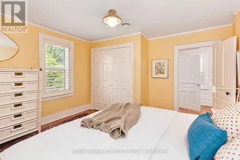 136 Oak Street Collingwood ON L9Y 2X8