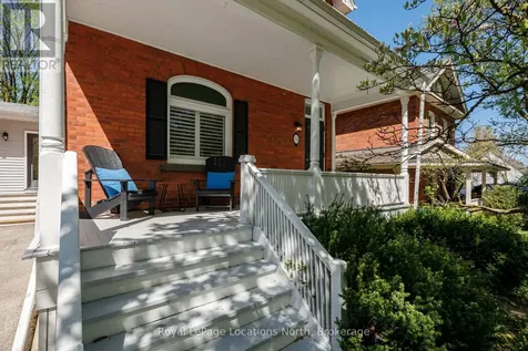 136 Oak Street Collingwood ON L9Y 2X8