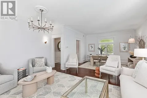 136 Oak Street Collingwood ON L9Y 2X8