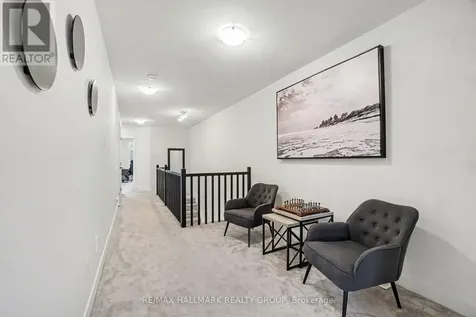 323 Wabasso Lane Ottawa ON K1T 0T2