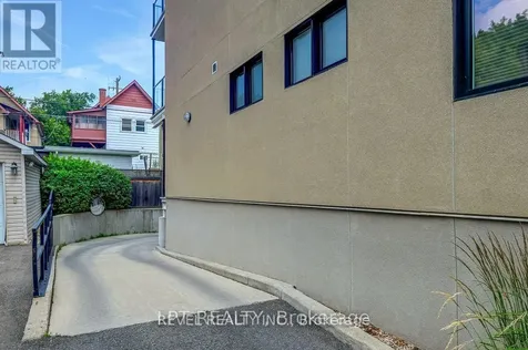 509 Gladstone Avenue Ottawa ON K1R 5N9